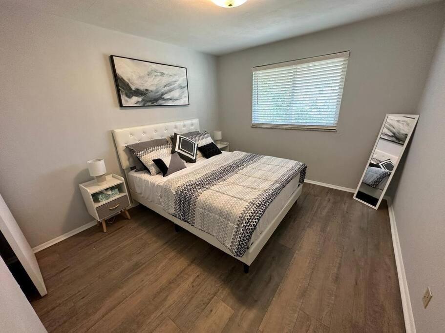 Apartamento Cozy Apt Near Downtown Dayton Exterior foto